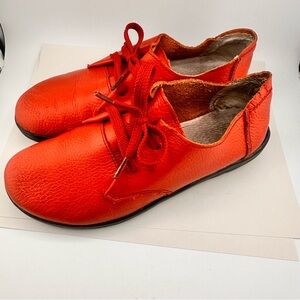 Vintage Red leather shoes lace up loafers